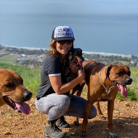  Amie Yancey with her three dogs Source: Instagram(@amie_yance)