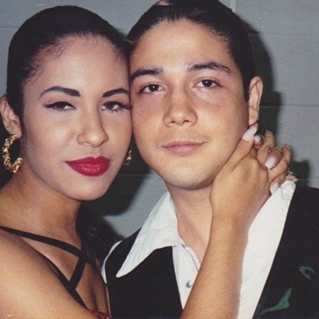 Cassie Perez’s dad Chris Pérez with her first wife Selena Quintanilla, Image source: Women’s Health