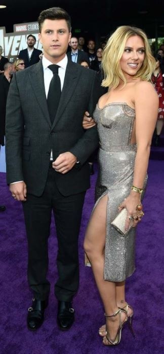 Colin Jost with his girlfriend Scarlett Johansson at the premiere of Avengers End Game. Source: Go Fug Yourself 