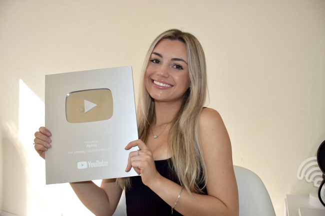 Ayzria getting YouTune Play Button