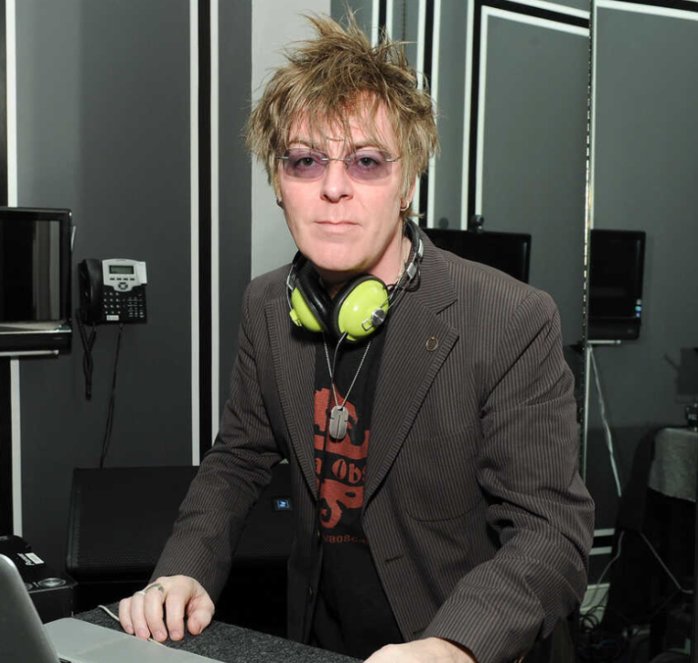 Andy Rourke Death Cause, Age, Bio, Date, Songs (Updated 2024)